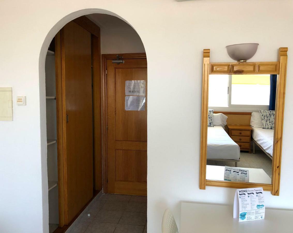 Aparthotel Flats Friends Tropicana San Antonio  Bagian luar foto
