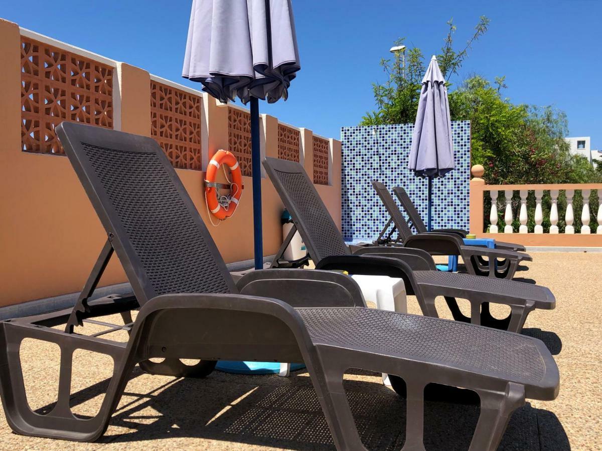 Aparthotel Flats Friends Tropicana San Antonio  Bagian luar foto